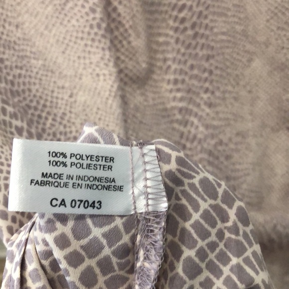 Brand New Light Purple and Cream Blouse - Picture 6 of 6